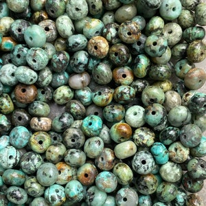 Perles en turquoise africaine naturelle ,6x34mm, trou 1mm,lot de 20 perles image 2