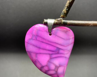 Pendentif coeur Agate et sa bélière acier inoxydable,4,5 cm de long