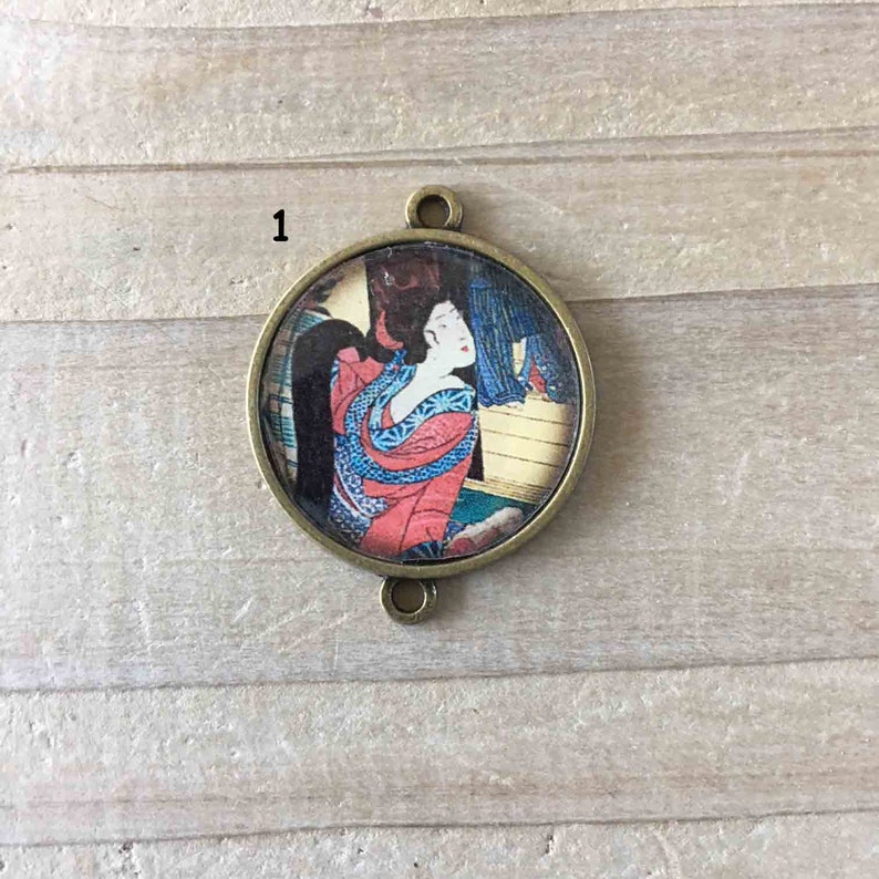 resin or 2.5 cm glass cabochon Charm cabochon Japanese woman holder bronze metal connector