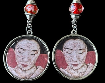 Geisha-Cabochon-Harzanhänger 3 cm, Japan, Glasperlen