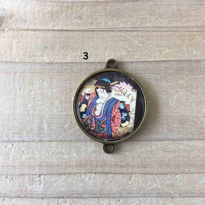 resin or 2.5 cm glass cabochon Charm cabochon Japanese woman holder bronze metal connector