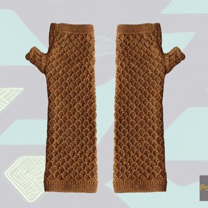 Women gloves / wrist warmers with honeycomb pattern, fingerless gloves 100% baby alpaca, wrist / arm warmers hand knitted color galena gold.