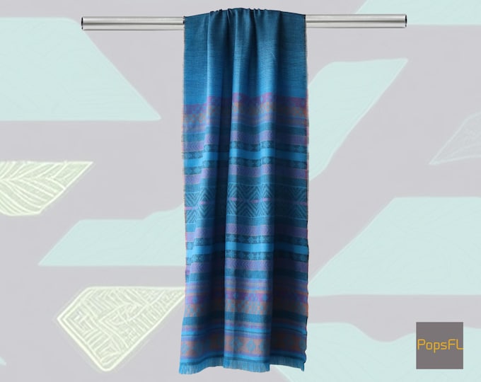 Scarves / Shawls