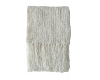 Women's scarf rib knitted in a soft light alpaca blend with long fringes, color creme white, handknitted fair trade