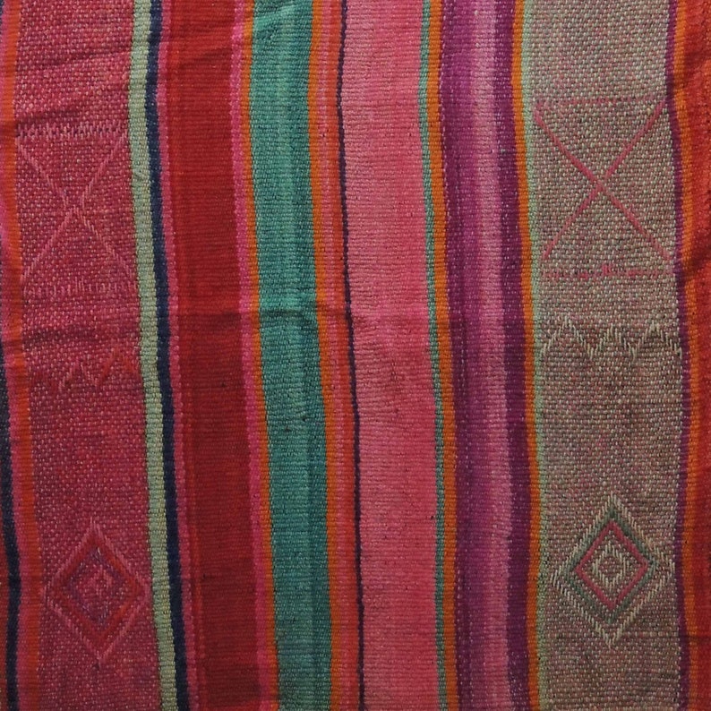 Peruvian frazada rug handwoven natural woolen blanket Frazada with colorful design