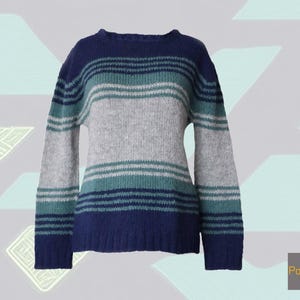 Women&#39;s alpaca wool sweater with soft brushed texture, three-color striped design, crew neck, hand-knitted, cozy and versatile pullover