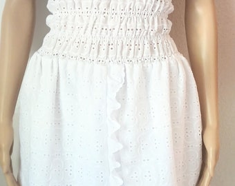 Robe Femme en Broderie Anglaise
