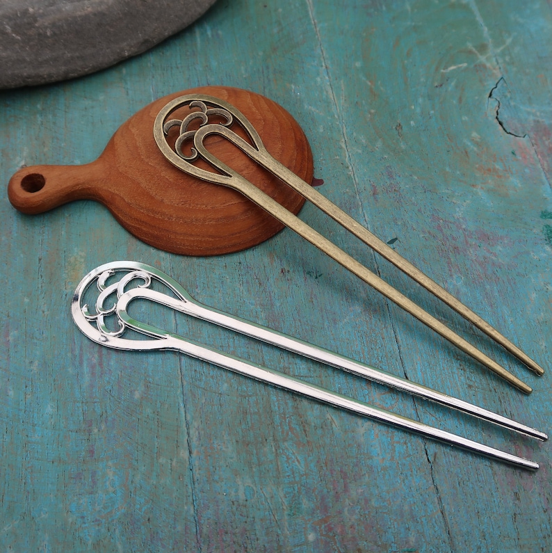 Art nouveau double-patterned vegetable hairpeat in silver or gold bronze
