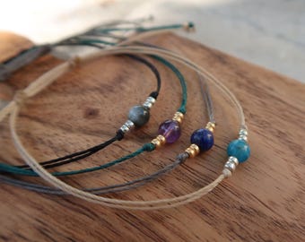Tobillera minimalista con cierre ajustable y piedra natural, tobillera boho personalizable, regalo de joyería boho para mujer.
