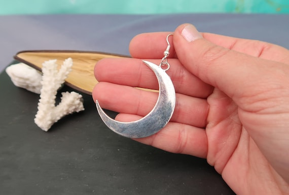 Silver or bronze crescent moon dangle earrings, Celestial witch jewelry, Boho moon pendant earrings