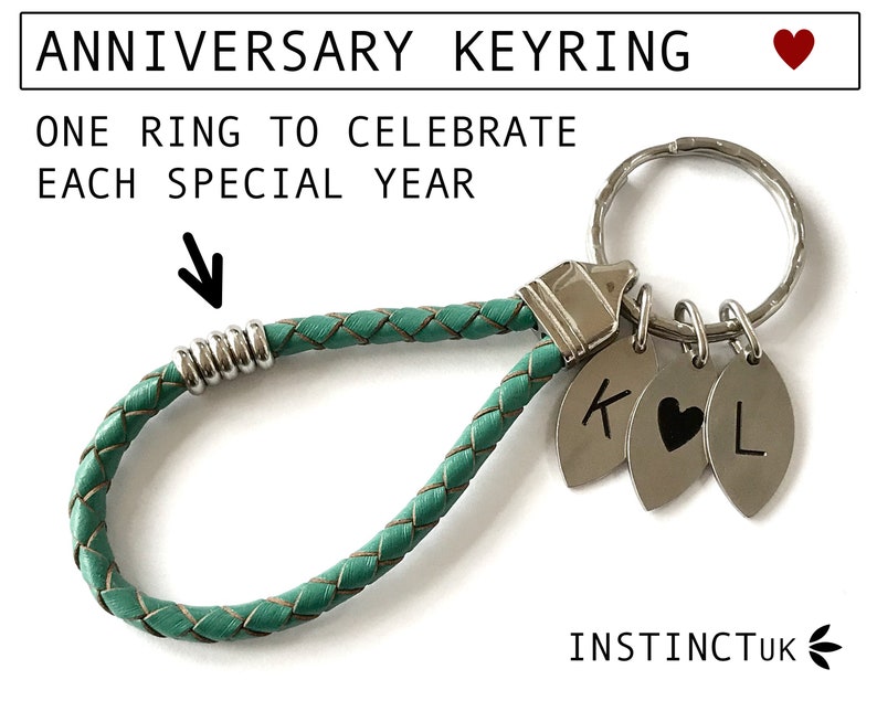 ANNIVERSARY KEYRING Personalised Leather Anniversary Gift 3rd Anniversary Custom Keychain with Initial Charm For Him For Her Bild 1