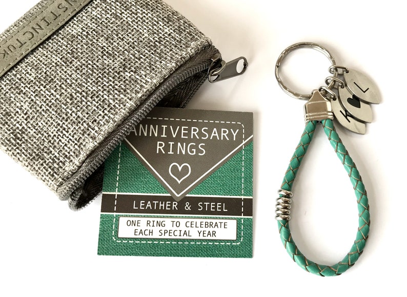 ANNIVERSARY KEYRING Personalised Leather Anniversary Gift 3rd Anniversary Custom Keychain with Initial Charm For Him For Her Bild 5