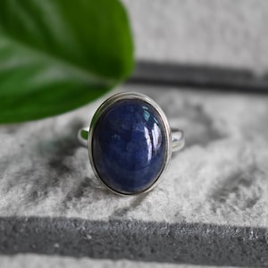 Anel de tanzanita de prata 925 - anel de tanzanita azul natural - anel de tanzanita azul - anel feito à mão - anel para mulheres - anel de design