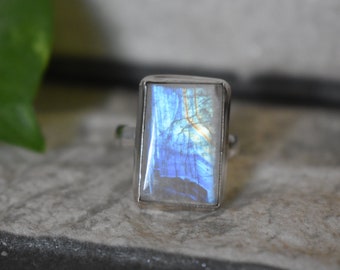 Handmade 925 Silver Ring, Natural Blue Flashy Moonstone