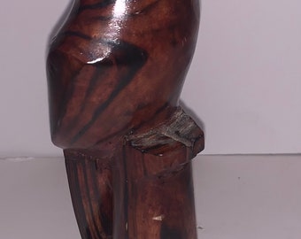 Vintage Carved Wooden Parrot Statue Medium Dark Stain Made In Fiji 9.5” Tall
