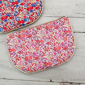 Liberty Rose fleece pencil case with gold trim - Ideal pouch for your personal effects - Women&#39;s gift, Christmas - Apreslaplage