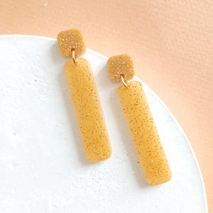 Caliente orecchini a bottone in acciaio inossidabile giallo e oro regalo per la damigella d'onore per la festa della mamma Dopo la spiaggia