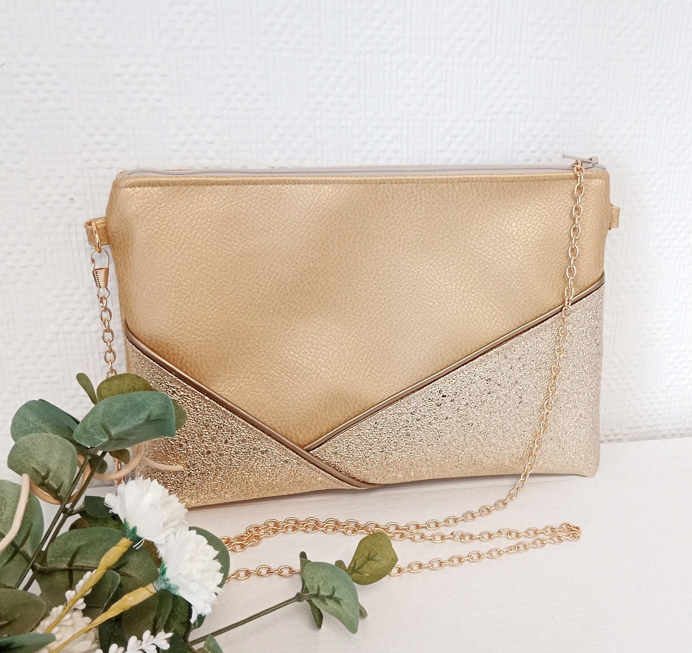 Pochette dorée clearance pailletée