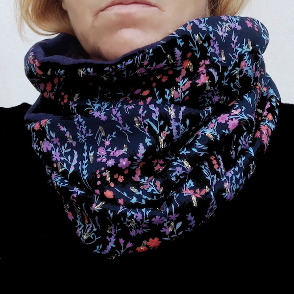 Snood femme, double col, écharpe tube,foulard ,tour de cou,double gaze, viscose, fleurs violet bleu marine broderie doré - Après la Plage