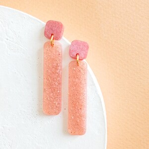 Boucles d'oreilles caliente résine tanslucide rose paillettes dorées acier inoxydable  fêtes des mères cadeau femme Après la plage