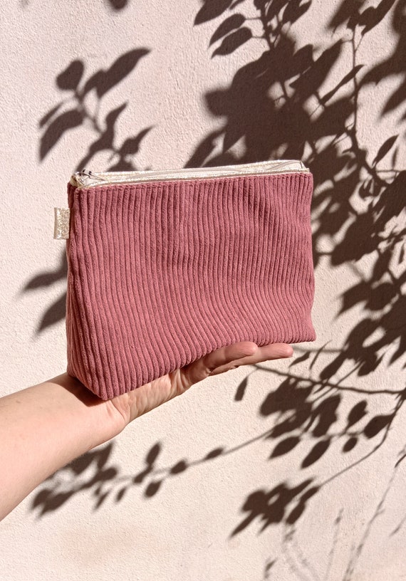 Neceser antiguo de pana rosa, ribetes dorados, neceser de