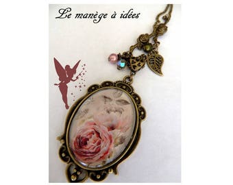 Collier  Pendentif La Rose Pivoine  Romantique Retro.