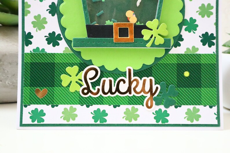 Carte shaker porte bonheur, carte St Patrick, chapeau, chance, trèfles, Carte à secouer originale, carte faite main, carterie et papeterie image 9