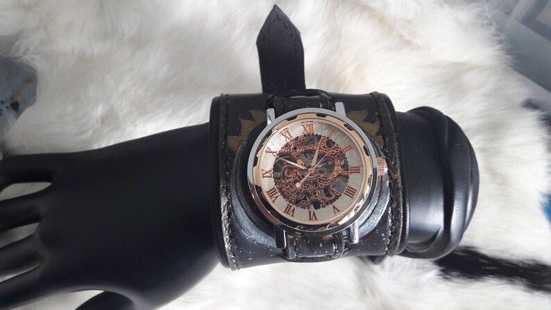 SUR COMMANDE Montre bracelet de force en cuir véritable - Etsy France