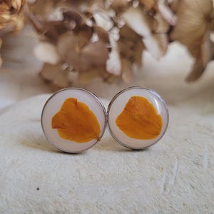 Dried Marigold Flower Cufflinks. Floral Cufflinks. Men&#39;s Accessories. Father&#39;s Day Gift