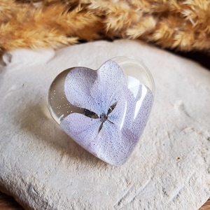 Dried Hydrangea flower heart pin. Dried flower pins. Dried flower brooch. Resin heart pin. Mother's Day gift image 1