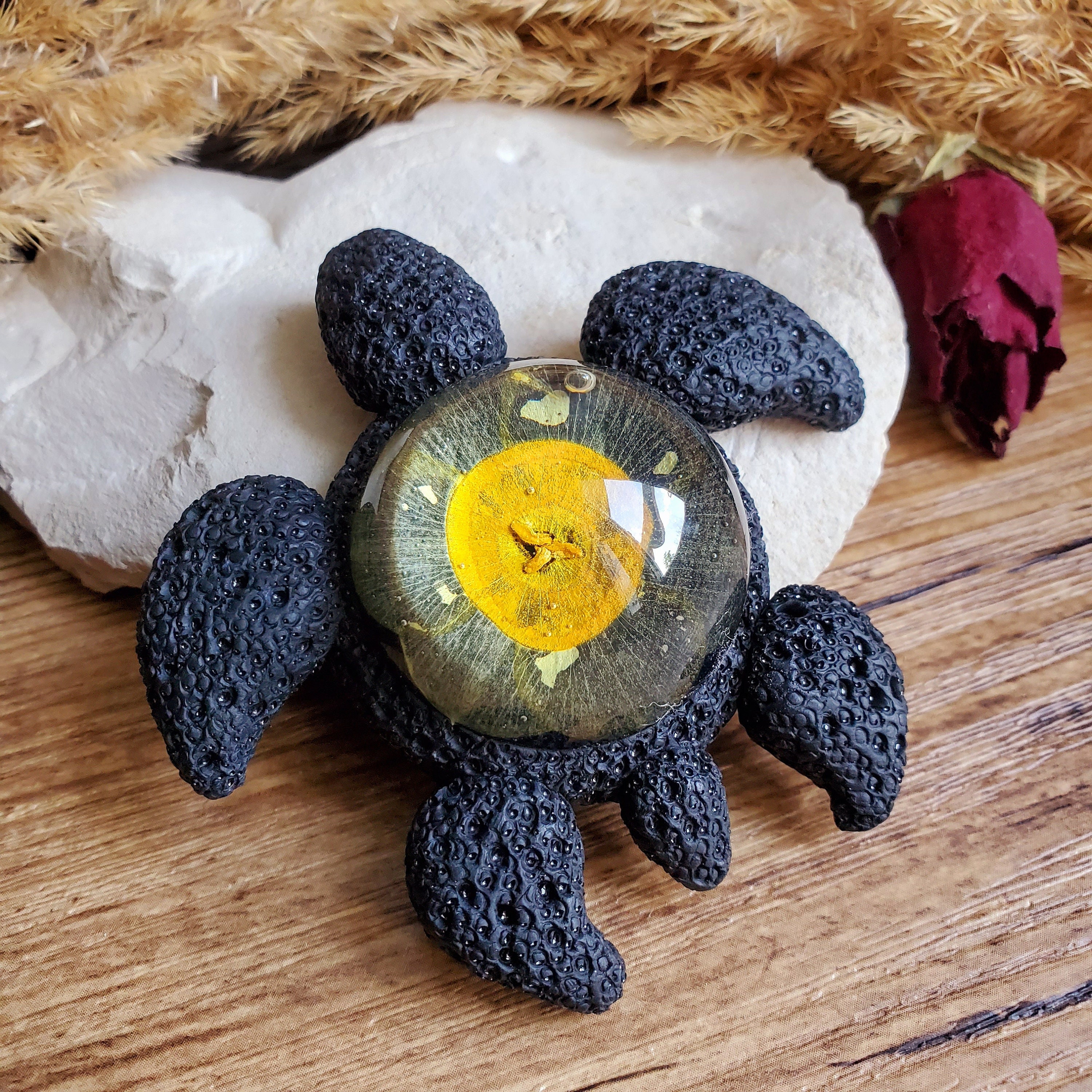 Decorative Resin Turtle With Inclusion Of Dried Daffodil Flower - Faustine Model