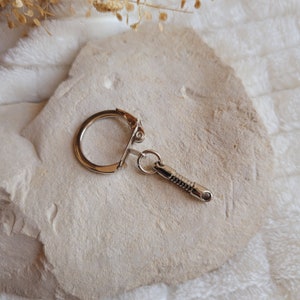 Shopping cart token in resin and dried Spirea flowers. Racing accessories. Shopping cart token key ring. Mother's Day gift image 5