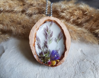 Nut and dried flower pendant. Dried flower pendant. Natural dried flower necklaces. Mother's Day gift