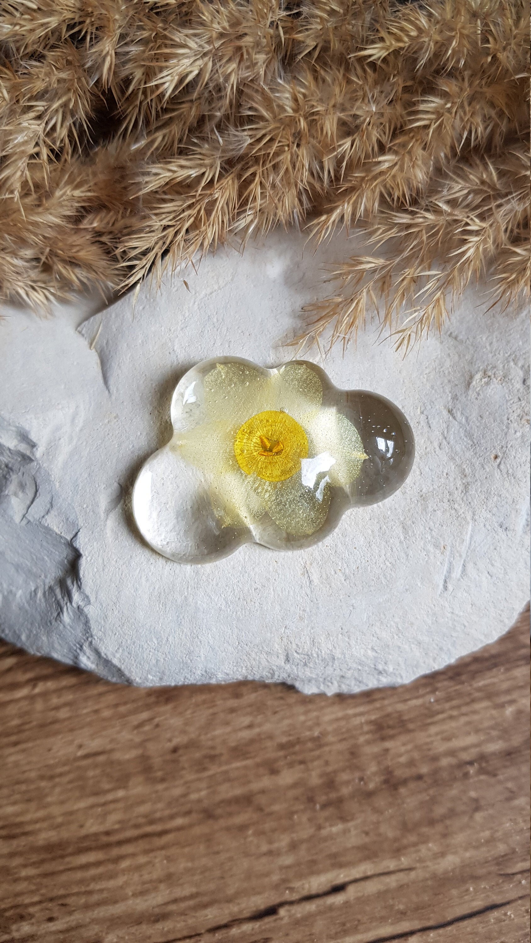 Magnet Nuage Fleur Séchée de Jonquille. Nuage Petit Format 4.5 X 3 cm. Magnets Fleuris. Cadeau Fête