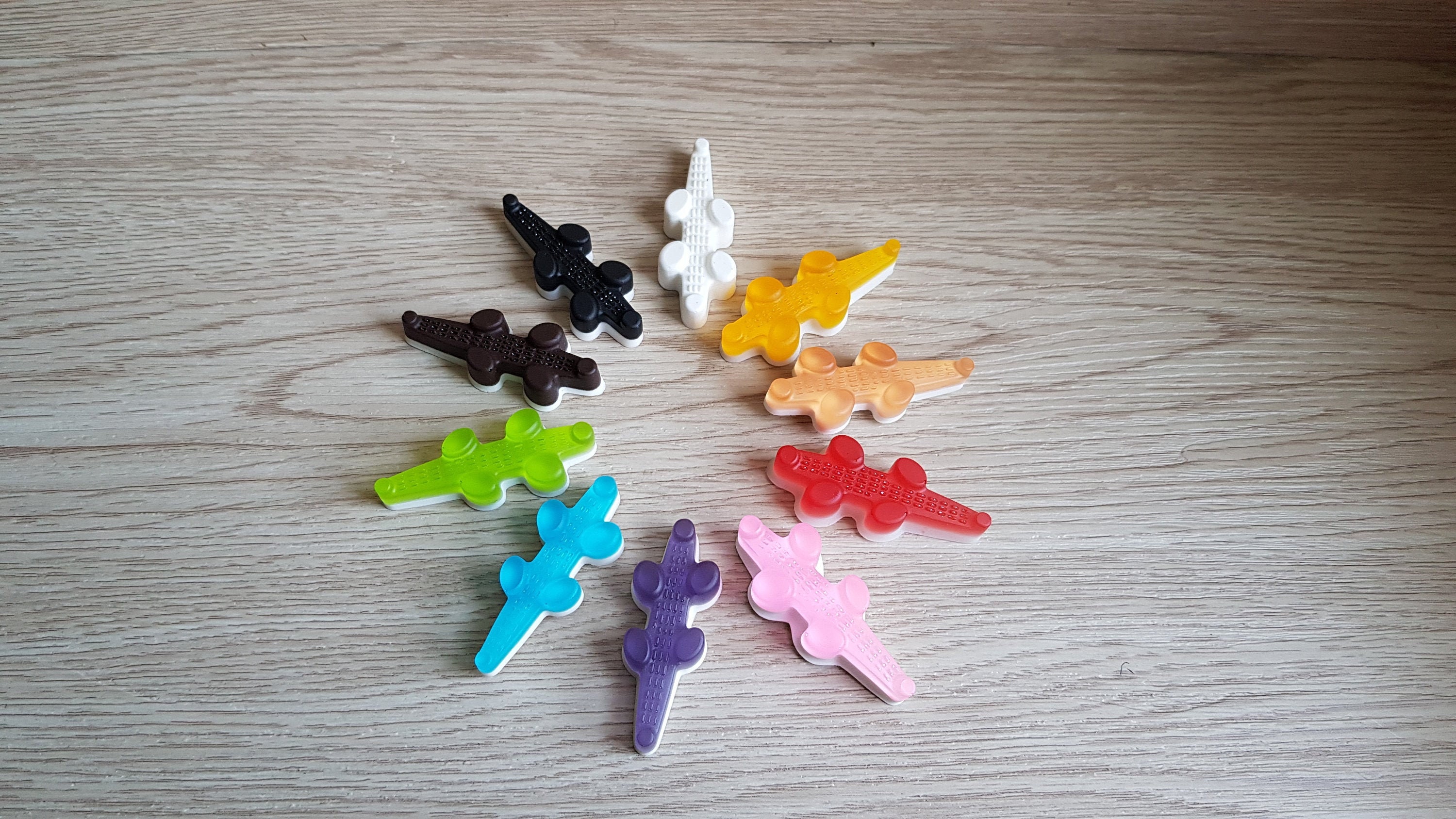11 Coloris Au Choix. Magnets Bonbons Crocodiles en Résine. Magnets Gourmandises. Aimants de Frigo Ca