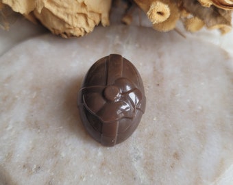 Dark chocolate egg magnet in resin. Gluttony magnet. Easter egg magnet. Easter gift. Mother's Day gift