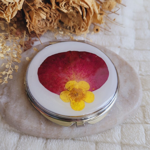 Miroir de poche fleurs séchées de pétale de Rose et Bouton d'Or. Miroir de poche rond. Miroir fleurs naturelles. Cadeau fête des Mères