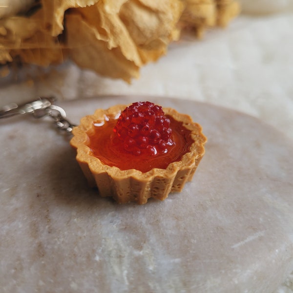 Porte-clé tarte forme ronde à l'abricot et framboise. Porte-clé gourmandises. Cadeau fête des mères