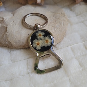 Spirea dried flower bottle opener keychain. Round keychain. Floral keychain. Men&#39;s keychain. Father&#39;s Day gift.