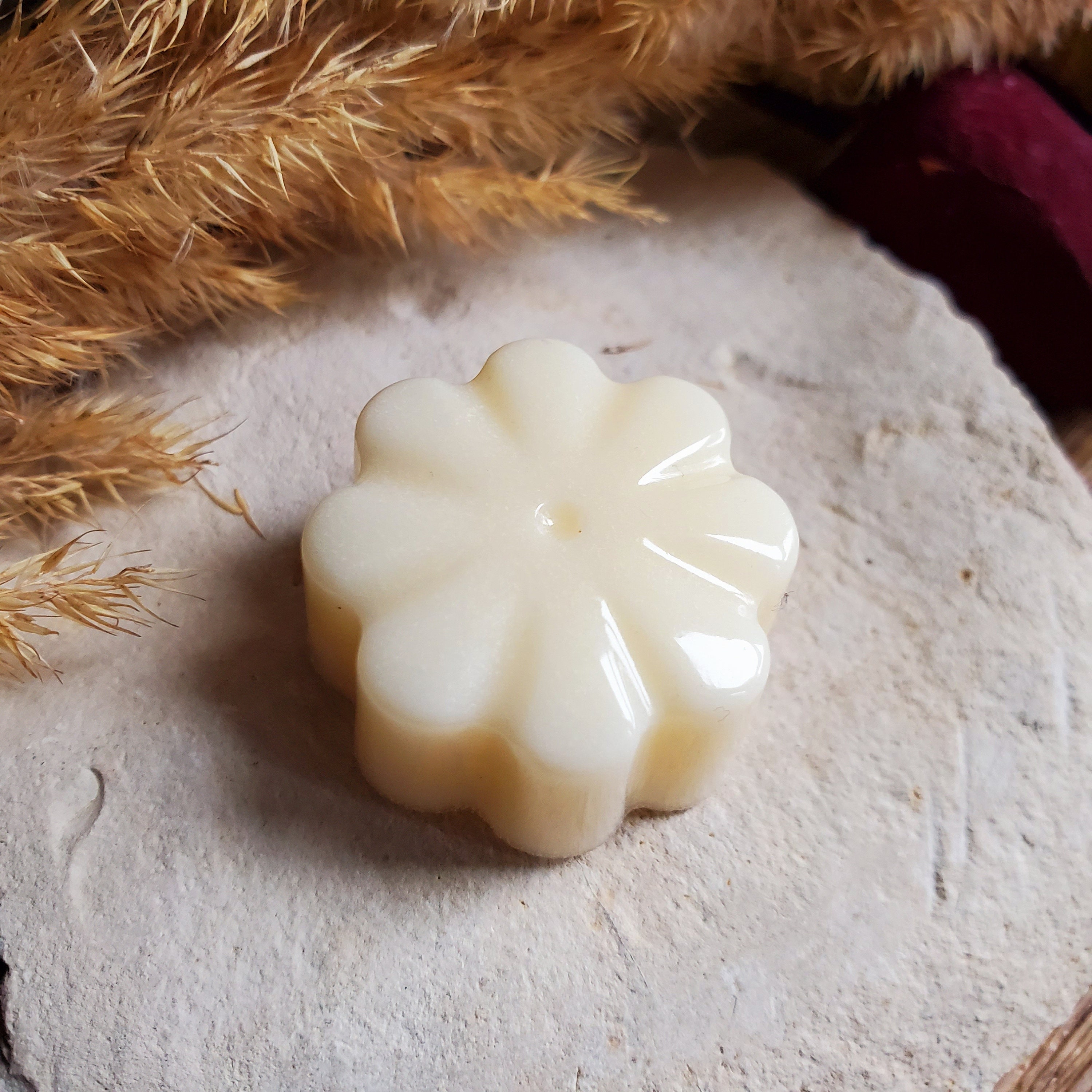 Magnet Fleur Chocolat Blanc en Résine. Magnet Gourmandise. Pâques. Cadeau Fête Des Mères