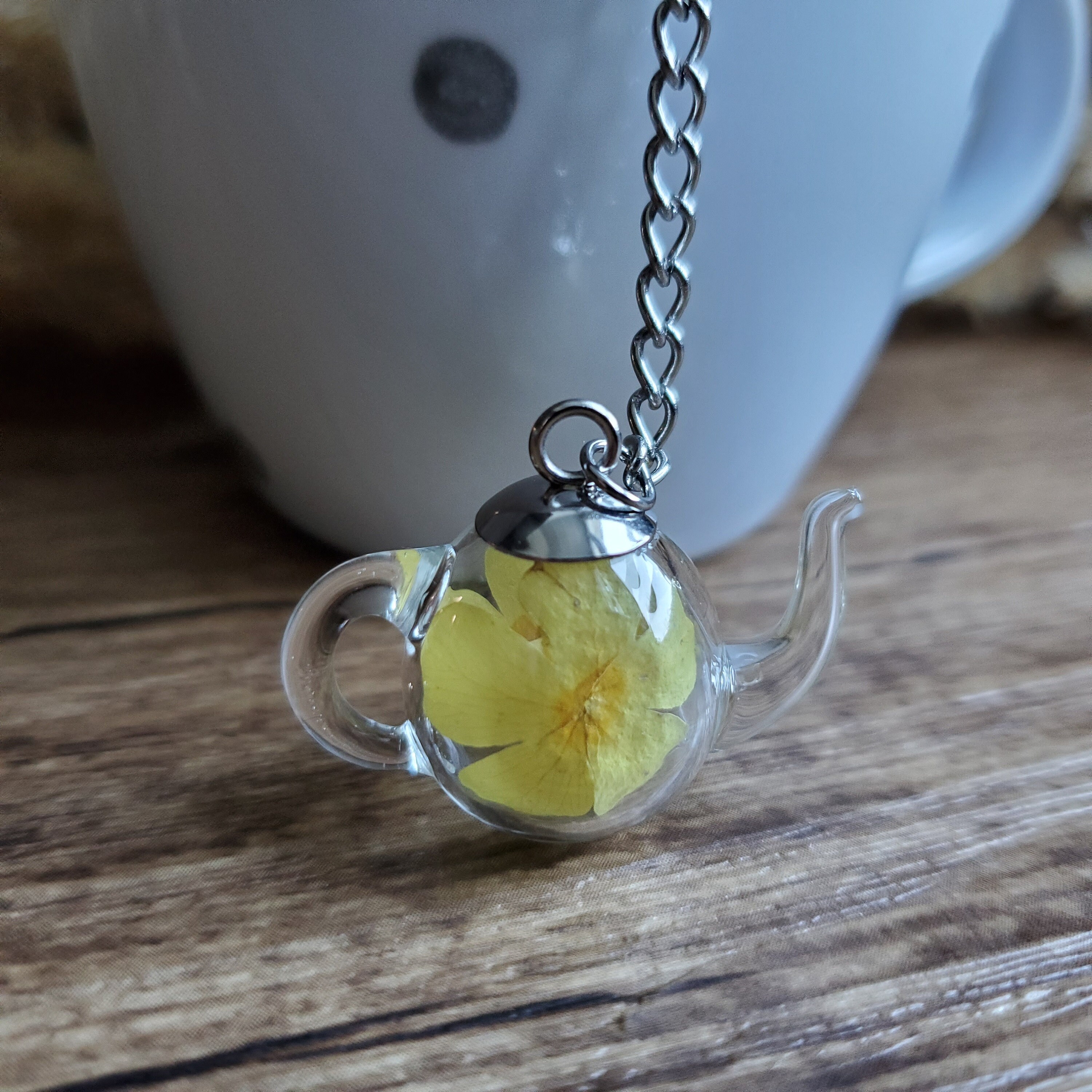 Boule à Thé Théière Fleurs Séchées de Primevère Sauvage. Boule Fleurie. Infuseur Fleuri. Cadeau Fête