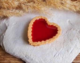 Mini strawberry heart tart magnet in resin. Gluttony magnet. Mother's Day gift