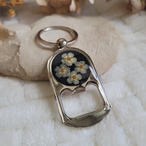 Spirea dried flower bottle opener keychain. Round keychain. Floral keychain. Men&#39;s keychain. Father&#39;s Day gift.