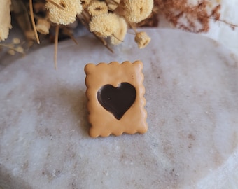 Mini chocolate heart cookie pin. Mini heart cookie brooch. Resin cookie. Mother's Day gift