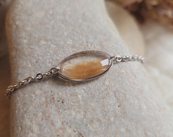Oval resin and stainless steel pendant keepsake bracelet - personalized jewelry with hair, fur, flowers