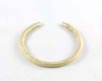 Gold / gold bangle bracelet