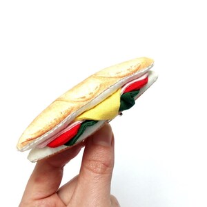 Broche - « Le Sandwich » - French baguette - En tissu