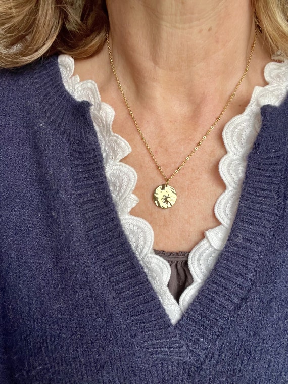 Collier Ras Du Cou En Acier Inoxydable Doré - Chaîne Réglable Avec Pendentif Feuille - Neuf