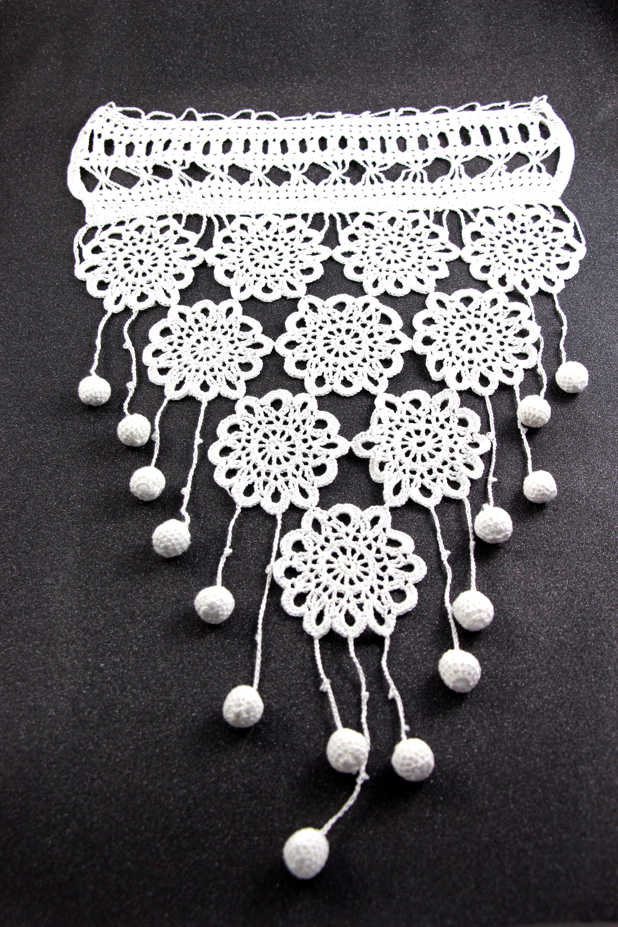 Napperon Blanc Au Crochet – Artisanat Français Par Sylvette Raisonnier – 28 Cm