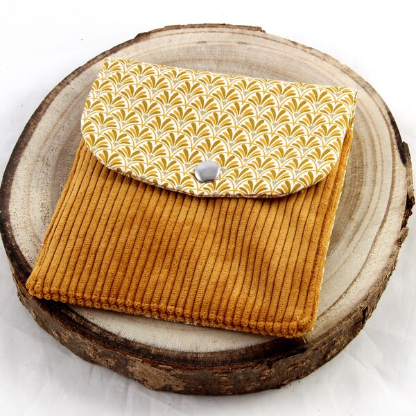 Intimate pouch, pouch, women's pouch, pouch for sanitary products